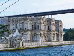 Le palais Dolmabahçe