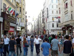 Taksim, Istiklal Caddesi